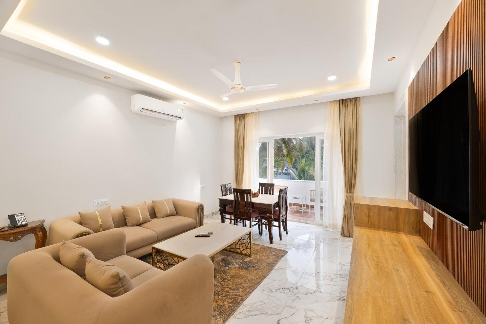 White Wharf Beach Resort Morjim Goa المظهر الخارجي الصورة