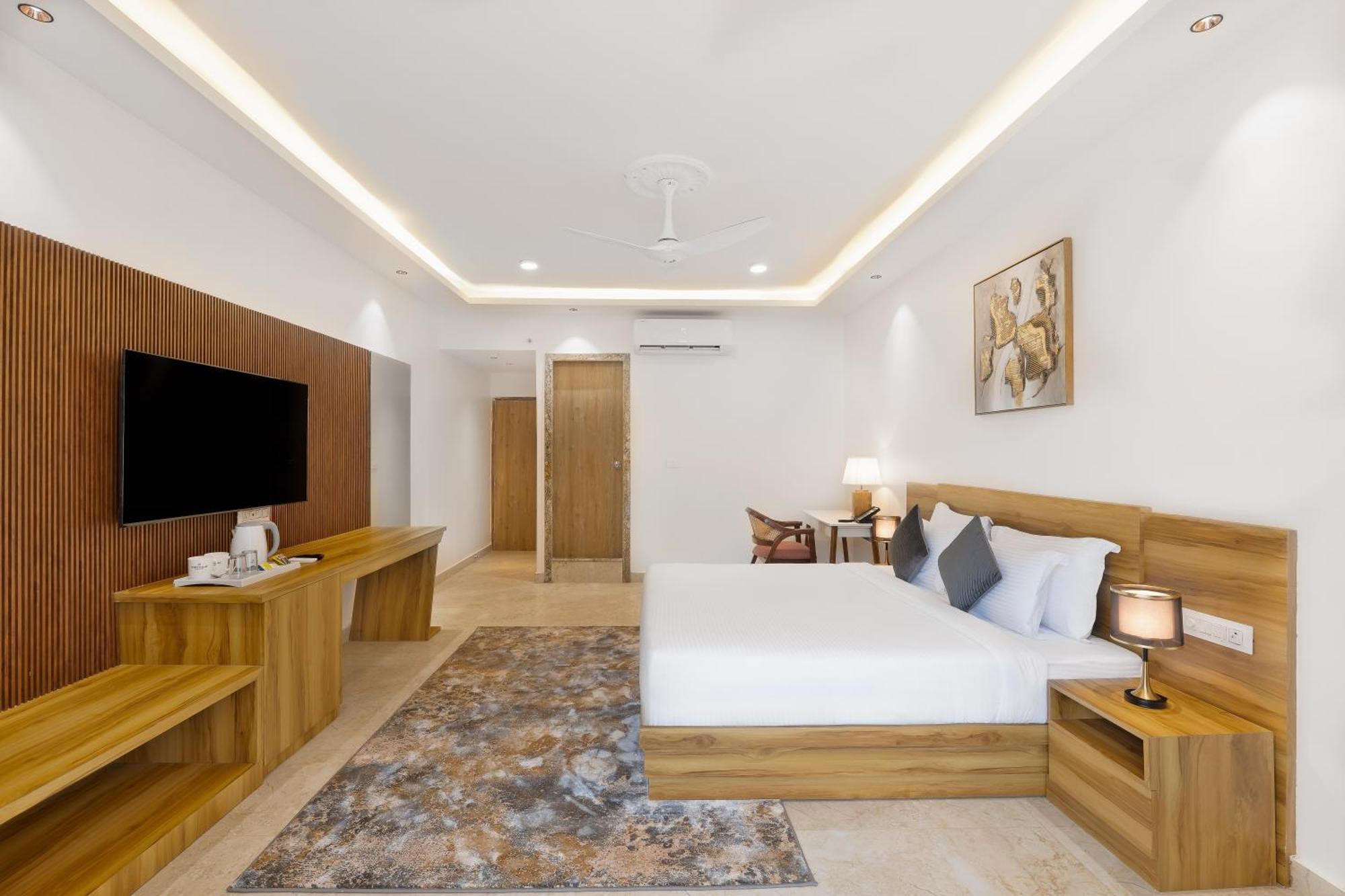 White Wharf Beach Resort Morjim Goa المظهر الخارجي الصورة