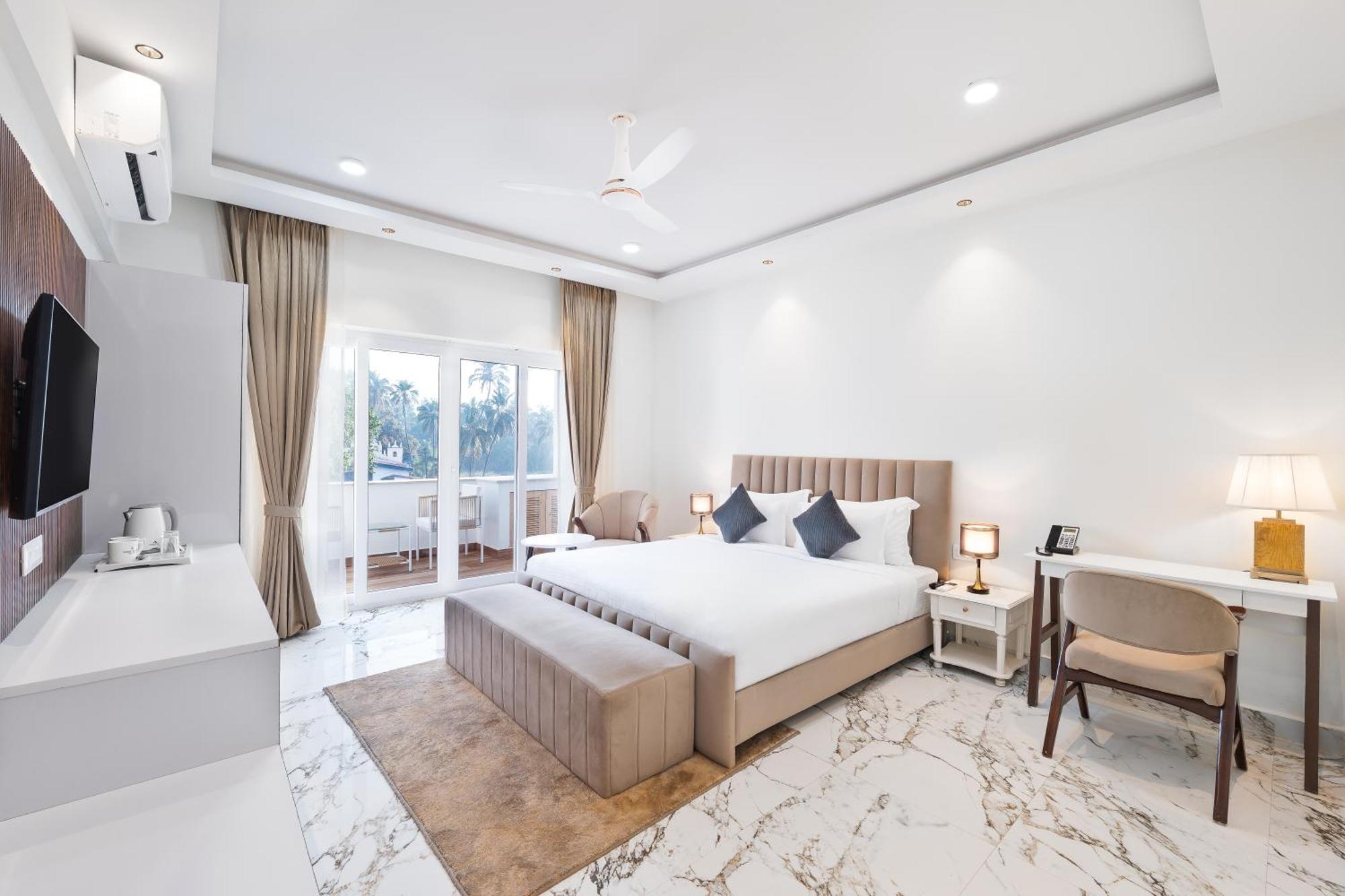White Wharf Beach Resort Morjim Goa المظهر الخارجي الصورة