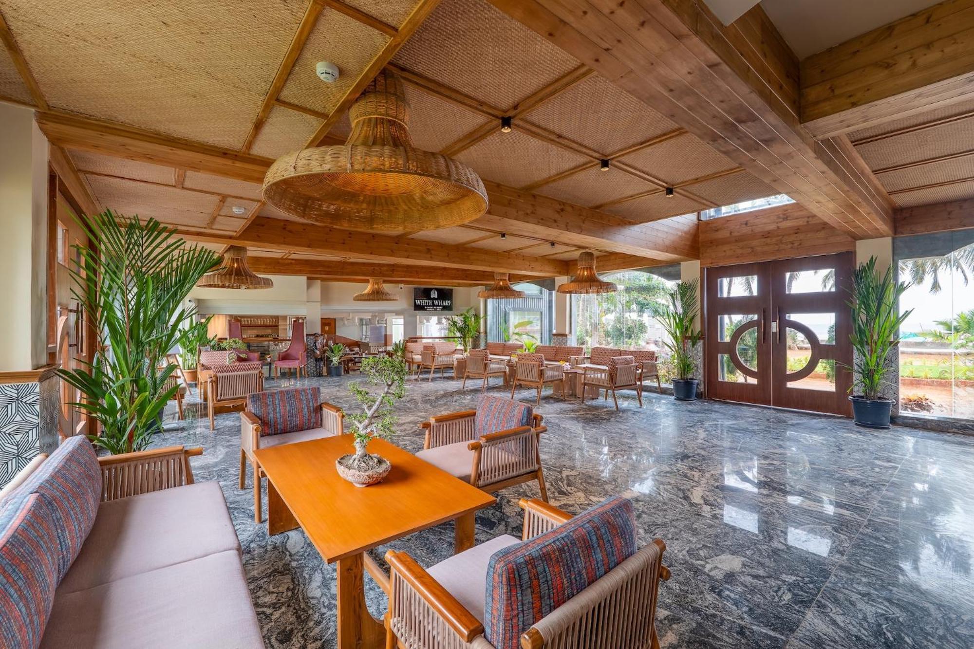 White Wharf Beach Resort Morjim Goa المظهر الخارجي الصورة